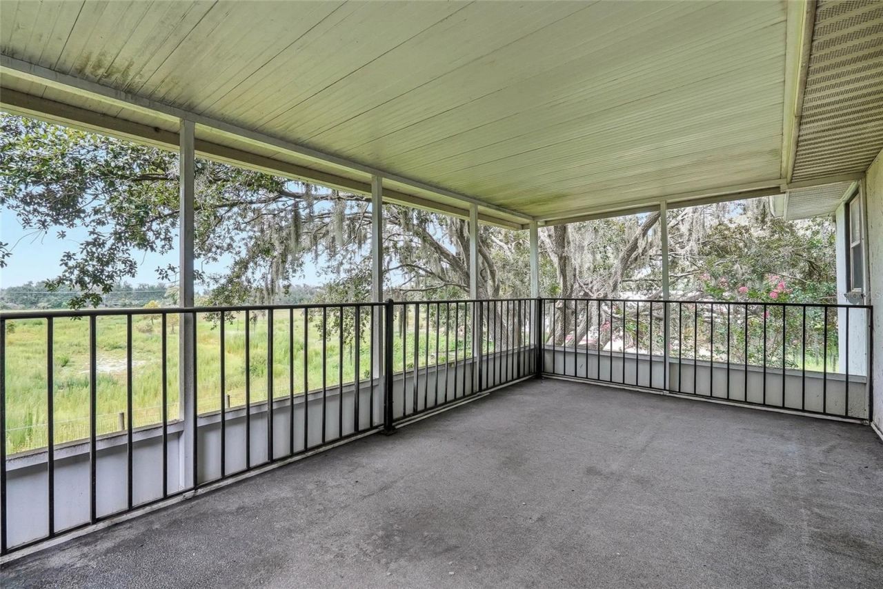 8731 Lithia Pinecrest Road, Lithia, FL 33547 Photo