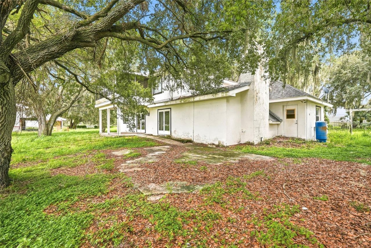 8731 Lithia Pinecrest Road, Lithia, FL 33547 Photo