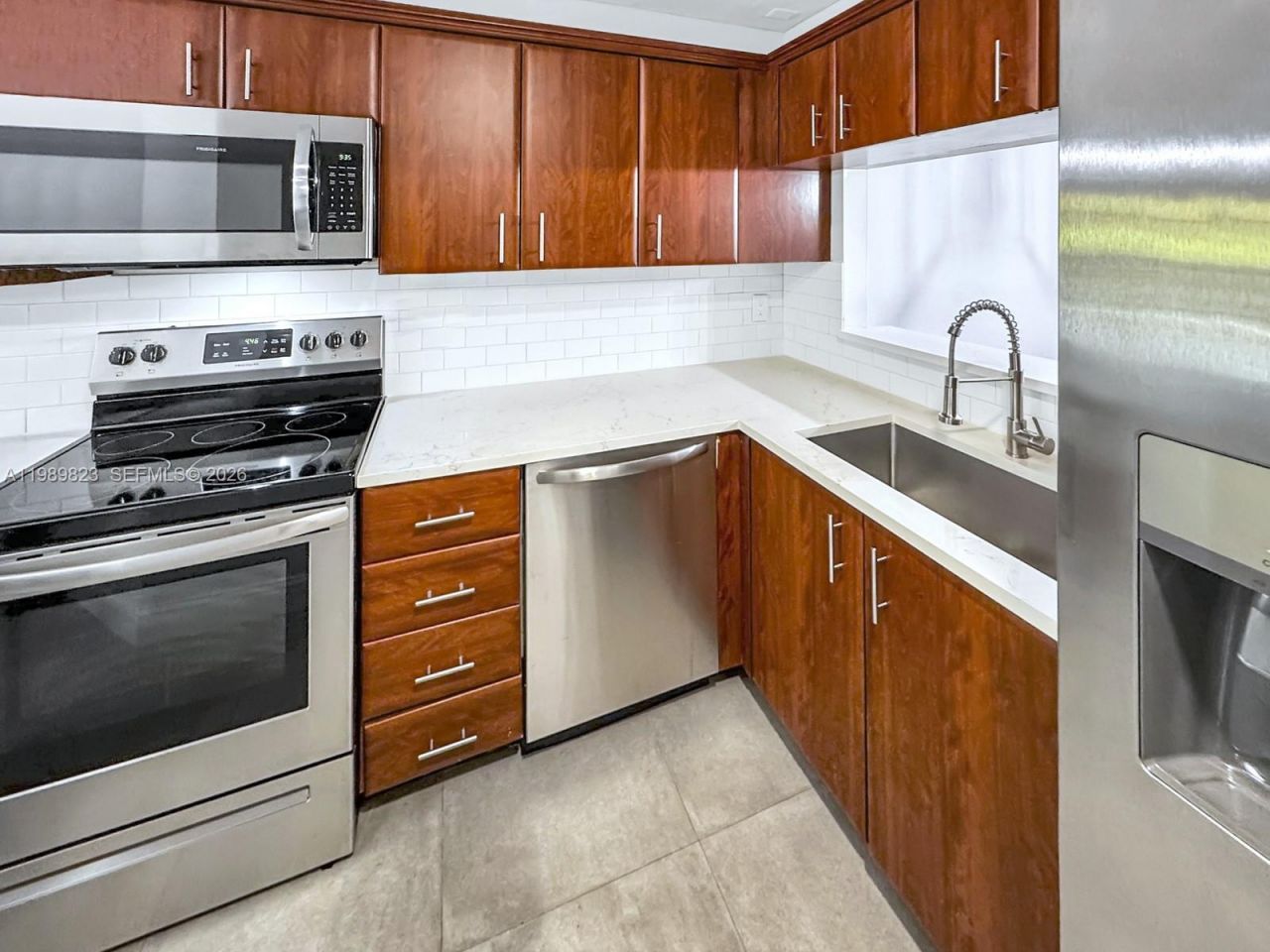 700 SE 14th St, Unit G, Fort Lauderdale, FL 33316 Photo