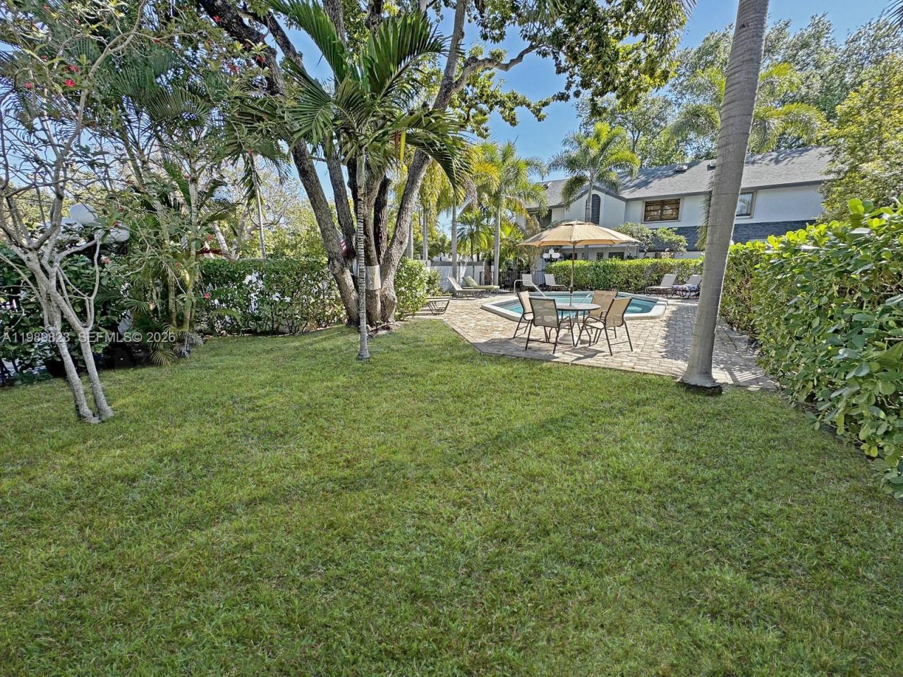 700 SE 14th St, Unit G, Fort Lauderdale, FL 33316 Photo