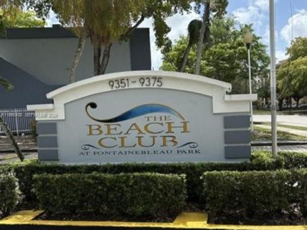 9351 Fontainebleau Blvd , Unit B105, Miami, FL 33172