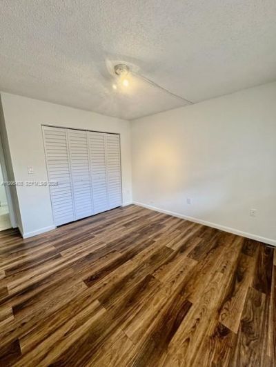 9351 Fontainebleau Blvd , Unit B105, Miami, FL 33172 Photo