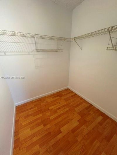 9351 Fontainebleau Blvd , Unit B105, Miami, FL 33172 Photo