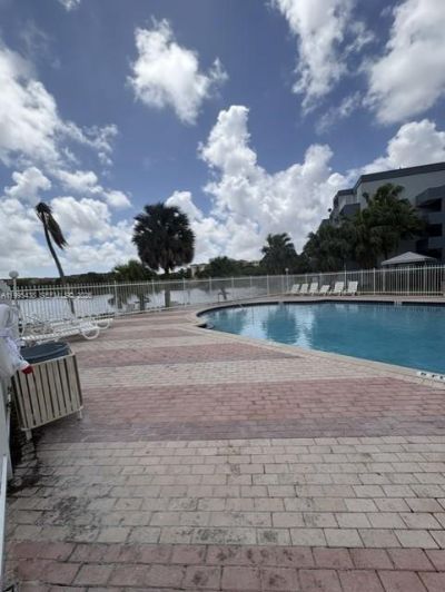 9351 Fontainebleau Blvd , Unit B105, Miami, FL 33172 Photo