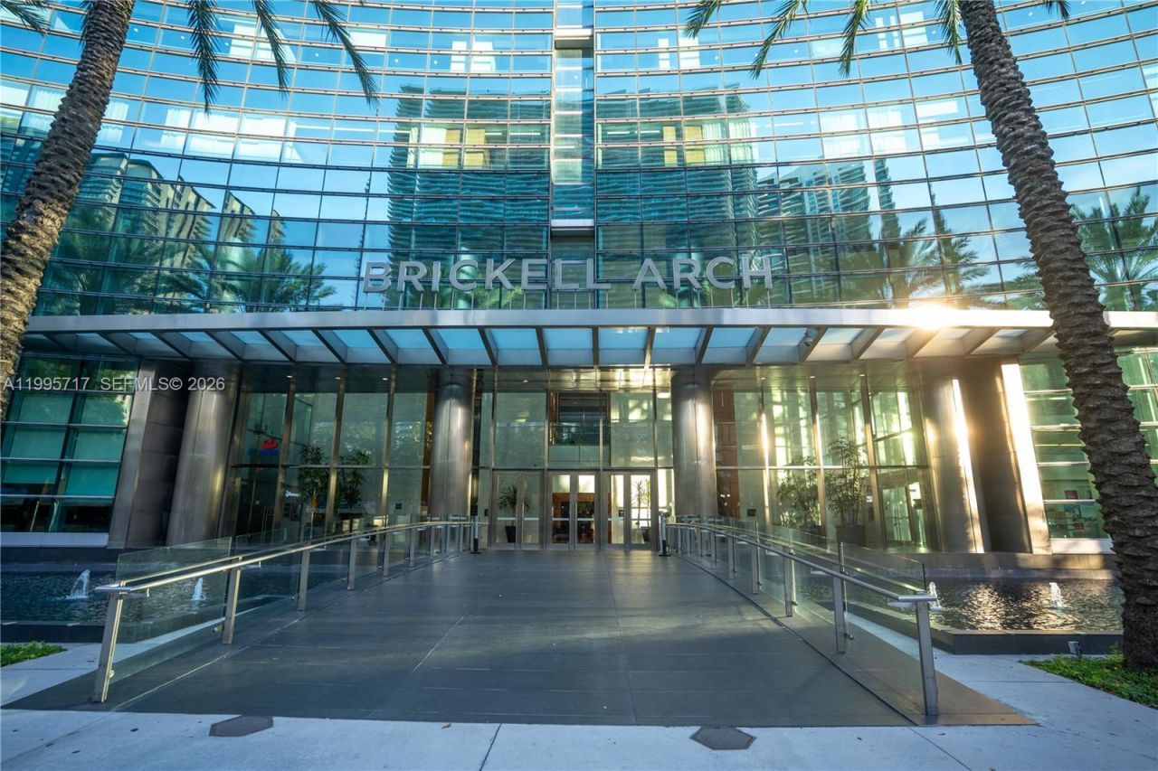 1395 Brickell Ave, Unit 3012, Miami, FL 33131 Photo