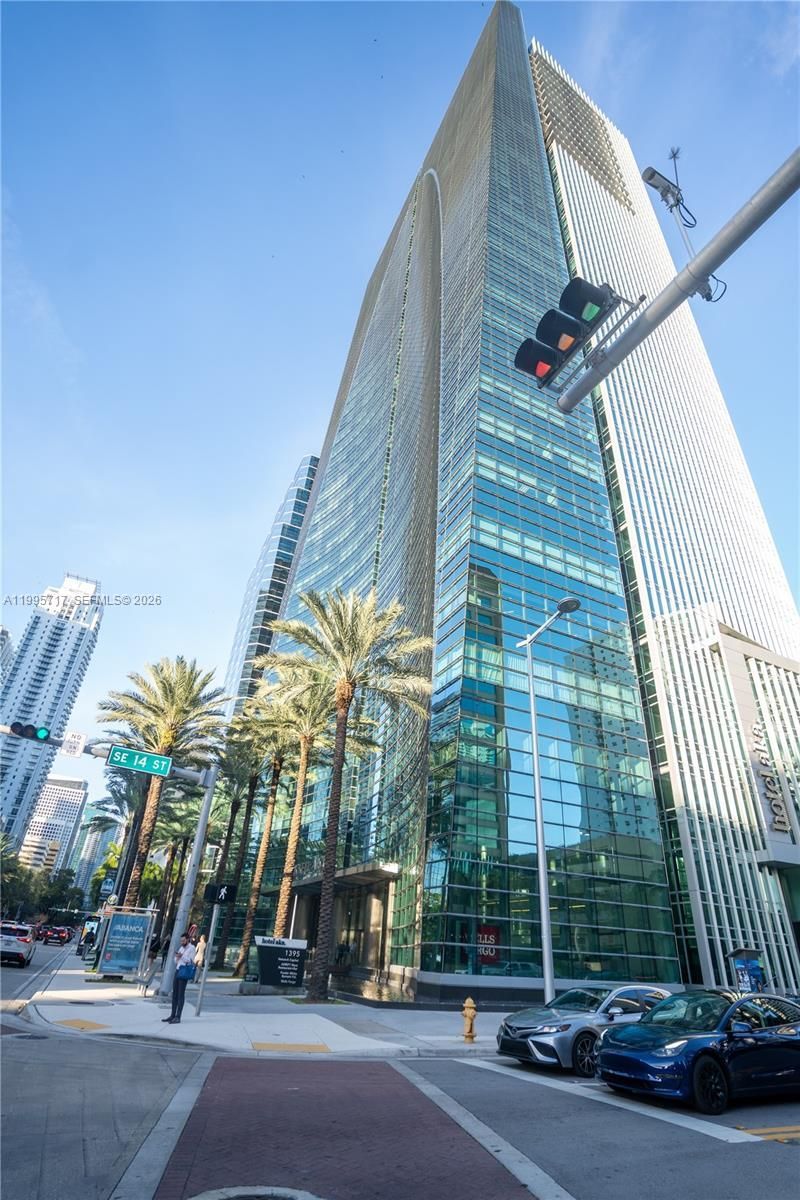 1395 Brickell Ave, Unit 3012, Miami, FL 33131 Photo