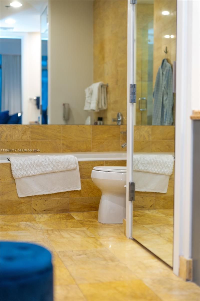 1395 Brickell Ave, Unit 3012, Miami, FL 33131 Photo