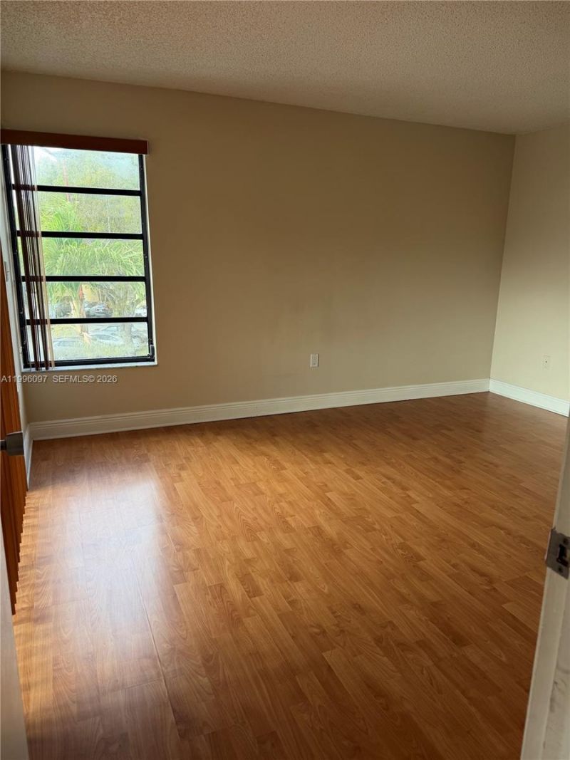 9140 SW 123rd Ct, Unit 309, Miami, FL 33186 Photo