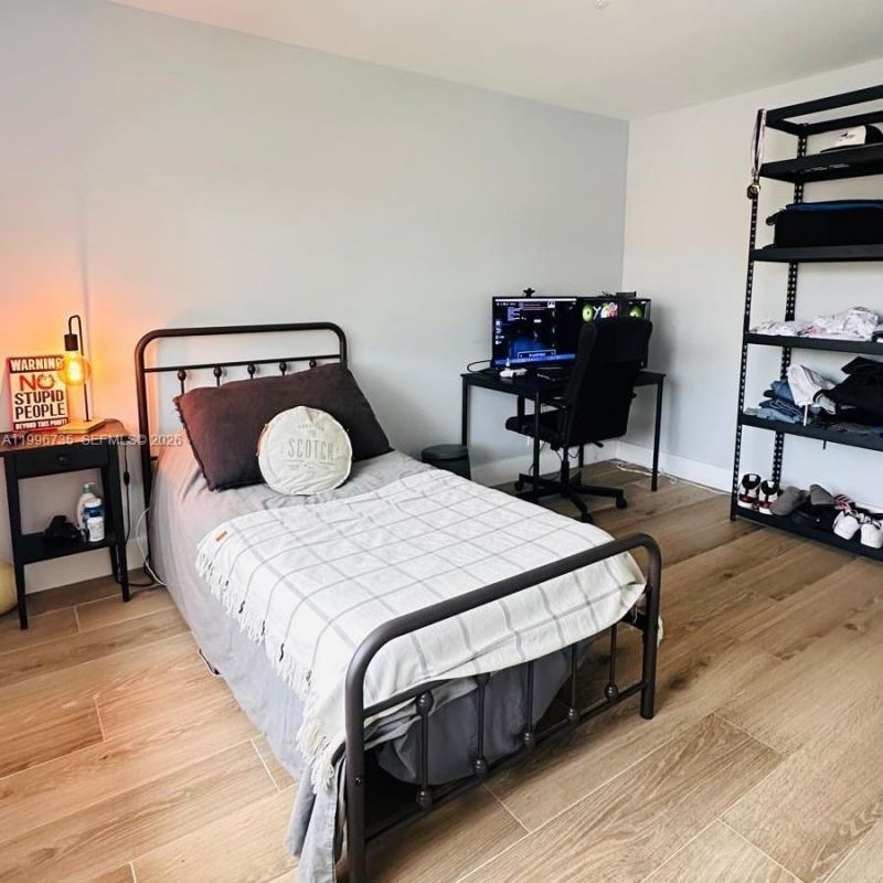 223 Lakeview Dr , Unit 204, Weston, FL 33326 Photo