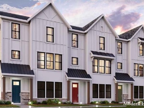 16552 Yellowwood Drive, Unit 51-302, Chesterfield, MO 63017