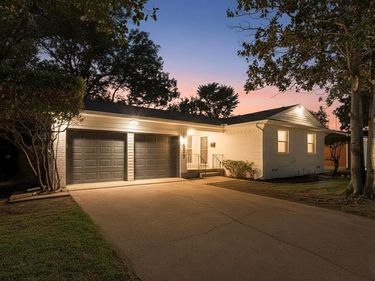 10833 Palace Way, Dallas, TX 75218