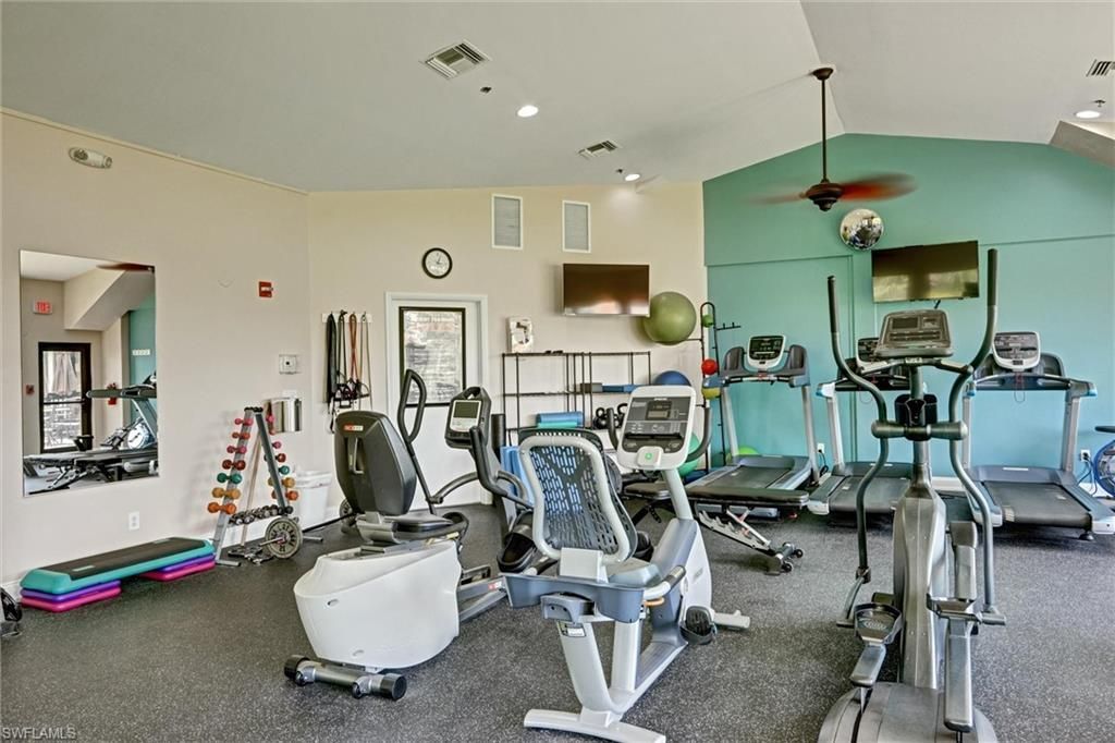 15512 Cedarwood Ln, Unit 3-2, Naples, FL 34110 Photo