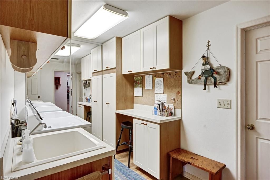 15512 Cedarwood Ln, Unit 3-2, Naples, FL 34110 Photo