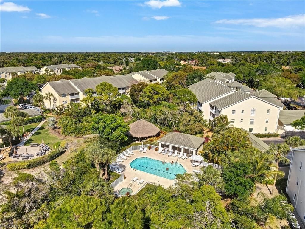 15512 Cedarwood Ln, Unit 3-2, Naples, FL 34110 Photo