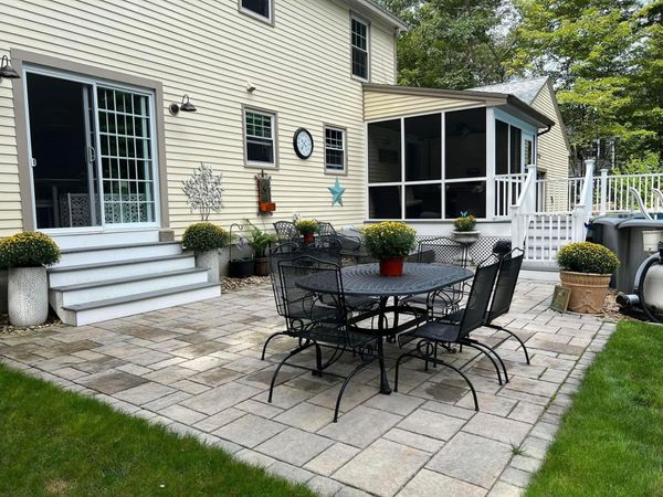 10 Whidden Lane, Litchfield, NH 03052