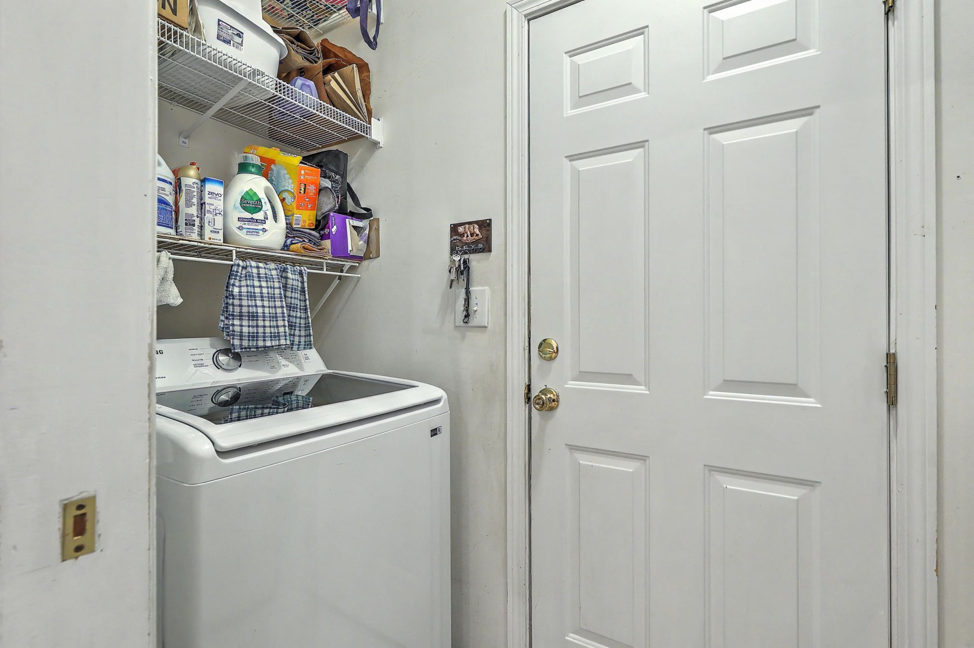 7800 High Maple Circle Photo 9