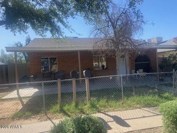 6706 N 55TH Avenue, Glendale, AZ 85301