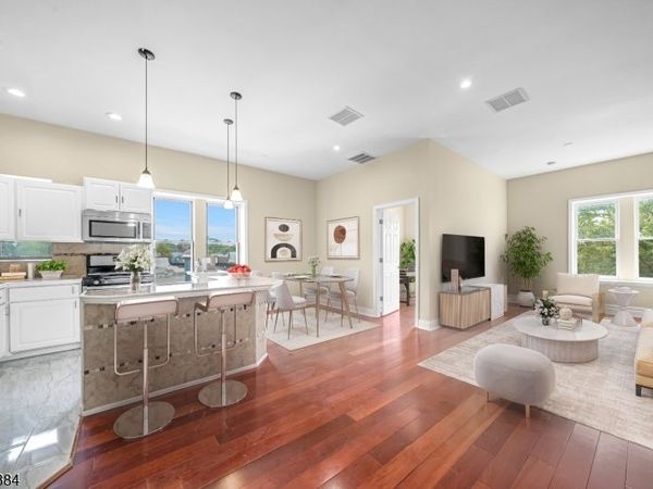 240 Clendenny Ave, Jersey, NJ 07304