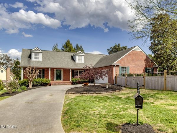 7804 Julia Court, Knoxville, TN 37938