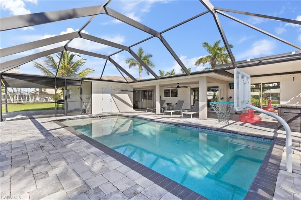2232 SE 27th St, Cape Coral, FL 33904 Photo