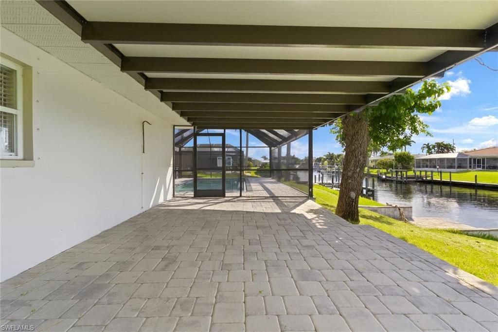 2232 SE 27th St, Cape Coral, FL 33904 Photo