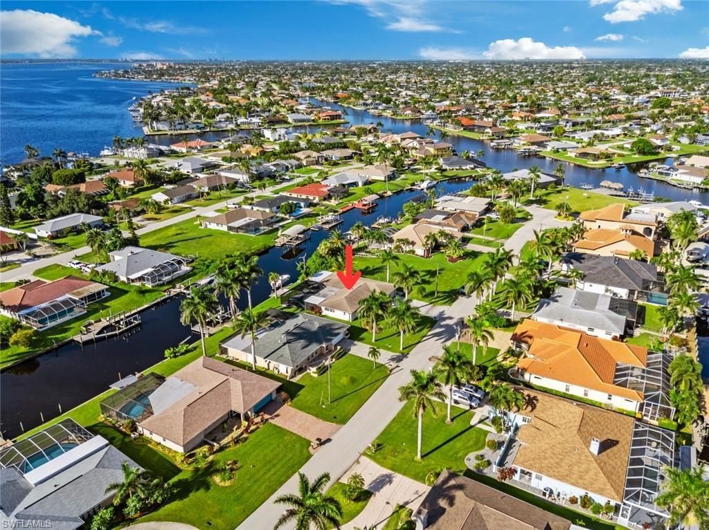 2232 SE 27th St, Cape Coral, FL 33904 Photo
