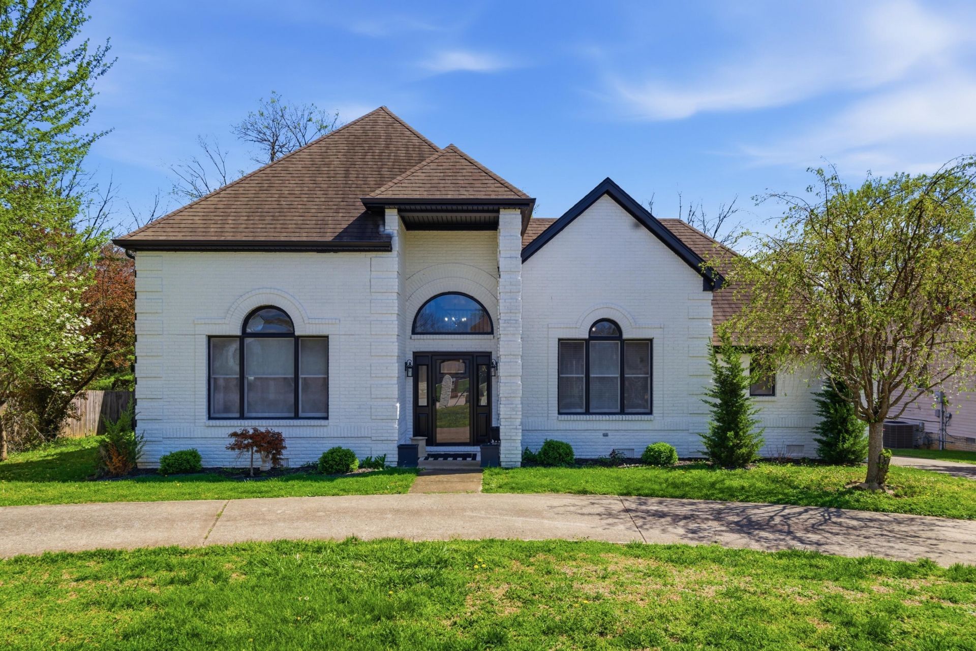 145 S Hill Road, Versailles, KY 40383