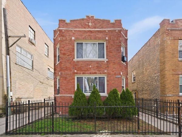 1025 N TRUMBULL Avenue, Chicago, IL 60651