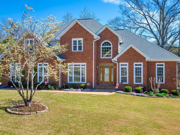 2007 Bay Pointe Drive, Hixson, TN 37343