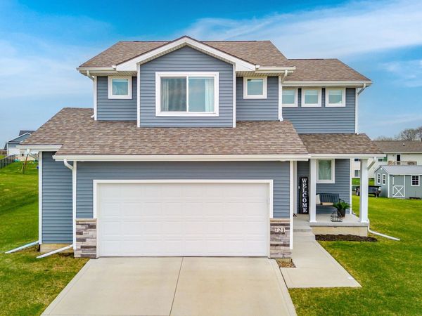 721 Hickory Drive , Norwalk, IA 50211