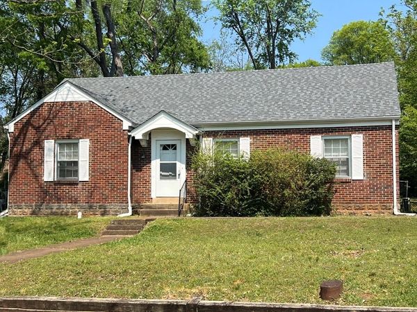 1011 Ewing Blvd , Murfreesboro, TN 37130