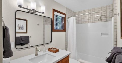 11805 Saint Bernard Drive, Truckee, CA 96161 Photo