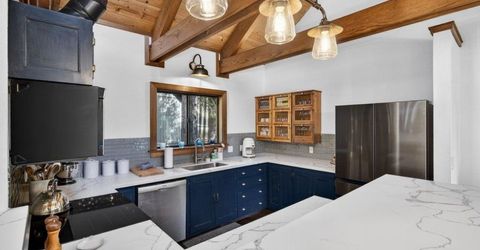 11805 Saint Bernard Drive, Truckee, CA 96161 Photo