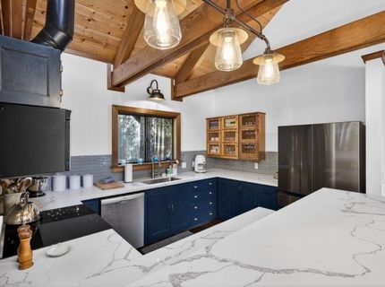 11805 Saint Bernard Drive, Truckee, CA 96161 Photo