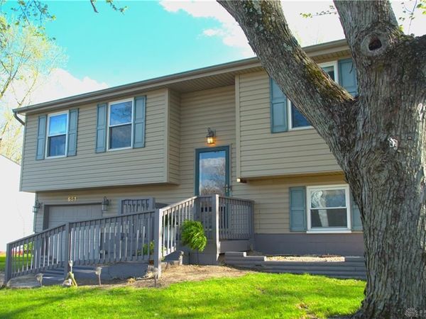 651 W Martindale Road, Englewood, OH 45322