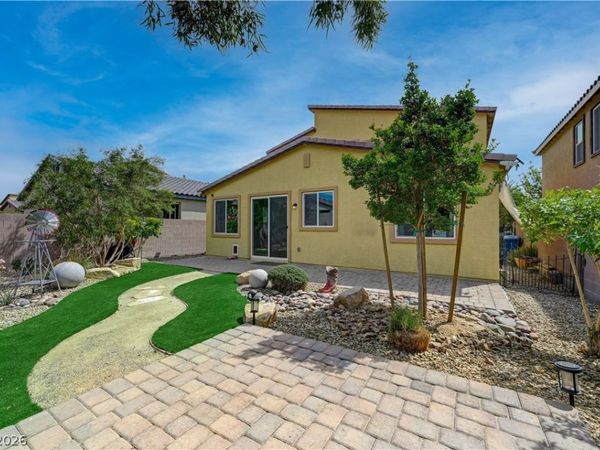 4420 Stardusk Falls Avenue, North Las Vegas, NV 89084