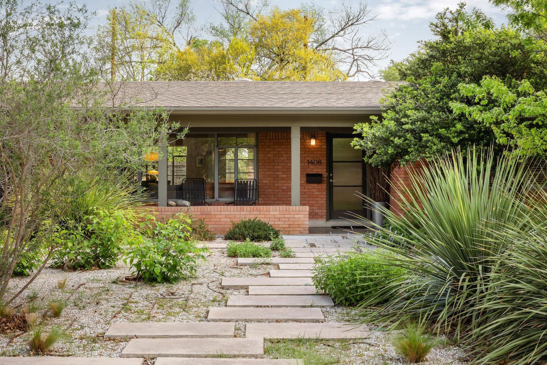 1408 Larkwood Dr, Austin, TX 78723 Main Photo