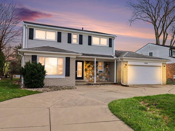 17265 Bonstelle Avenue, Southfield, MI 48075