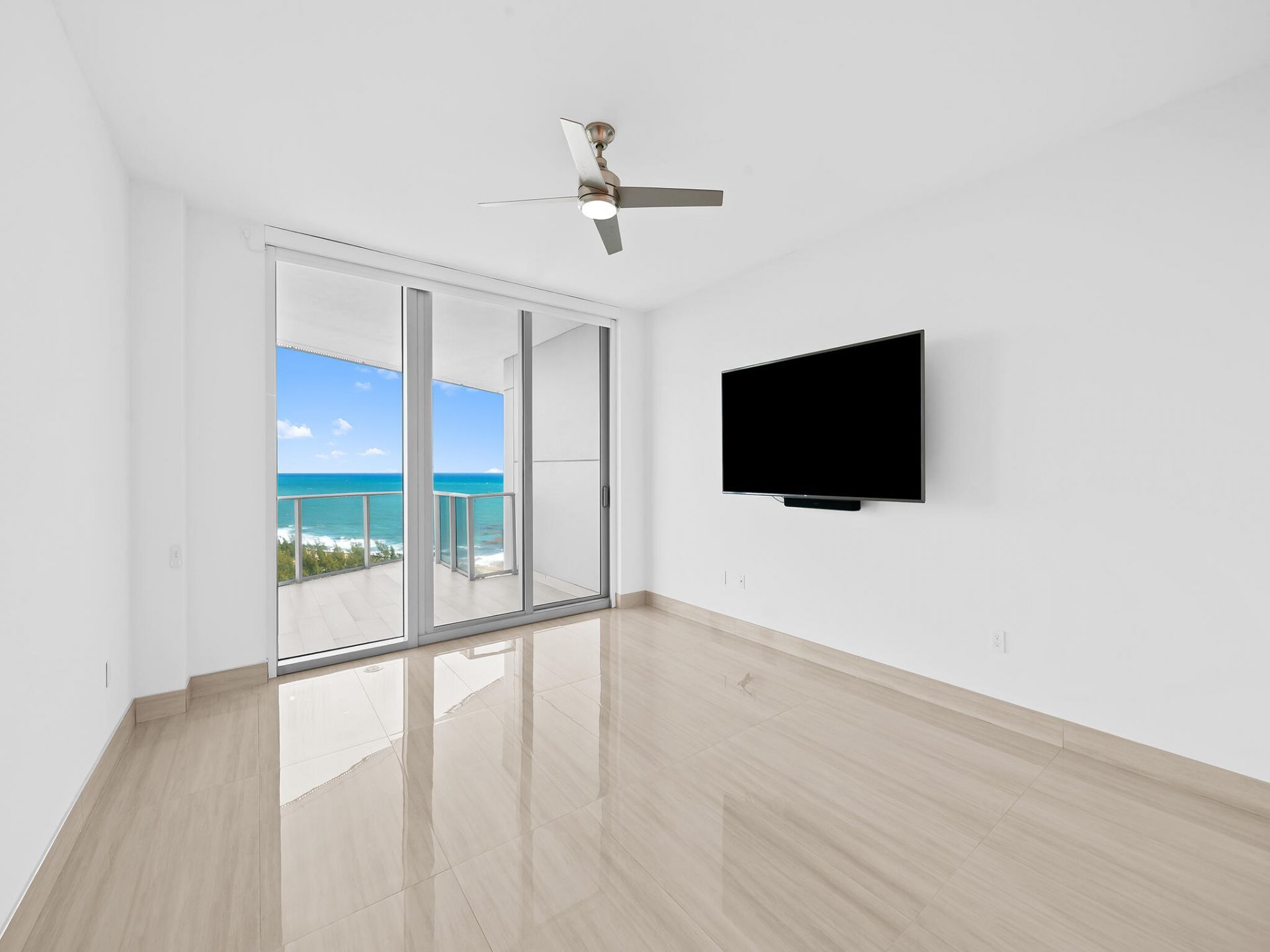 701 N Fort Lauderdale Beach Boulevard, Unit 1104, Fort Lauderdale, FL 33304 Photo