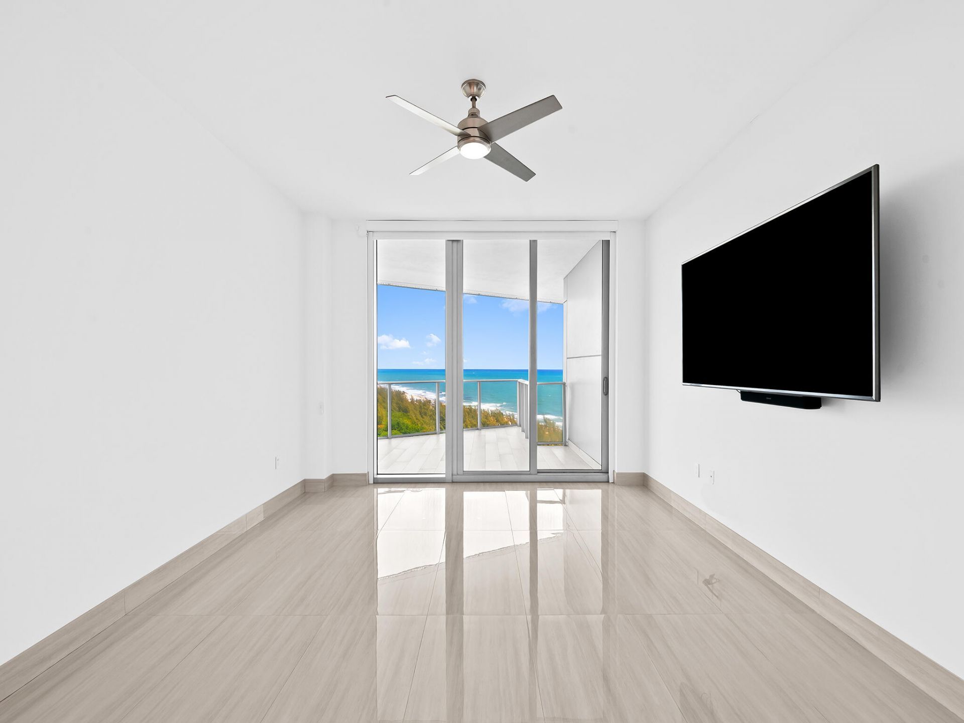 701 N Fort Lauderdale Beach Boulevard, Unit 1104, Fort Lauderdale, FL 33304 Photo