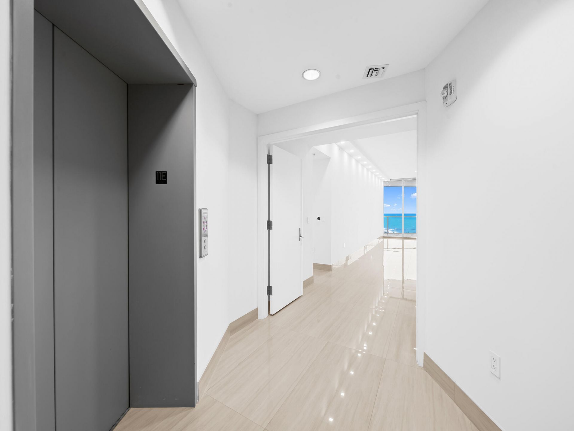 701 N Fort Lauderdale Beach Boulevard, Unit 1104, Fort Lauderdale, FL 33304 Photo