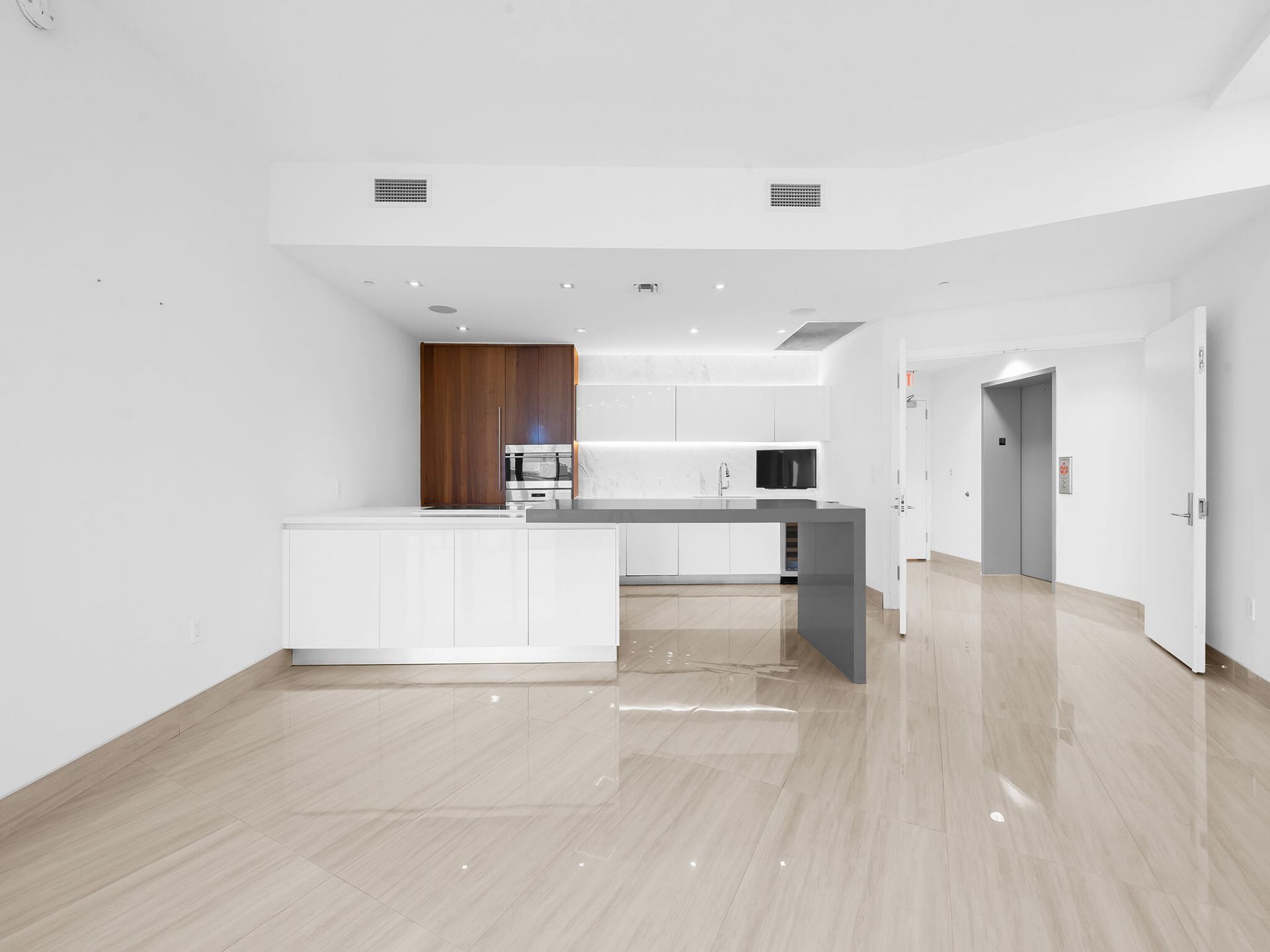 701 N Fort Lauderdale Beach Boulevard, Unit 1104, Fort Lauderdale, FL 33304 Photo