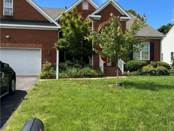 9426 Deer Stream Drive , Hanover, VA 23116