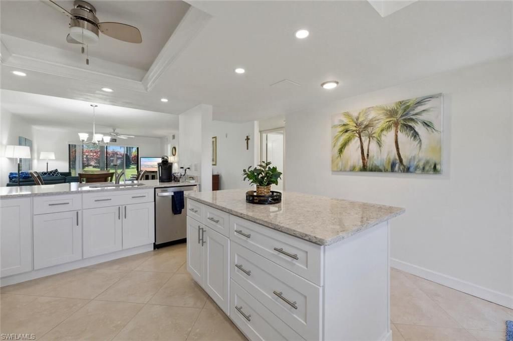 7260 Coventry Ct, Unit 405, Naples, FL 34104 Photo