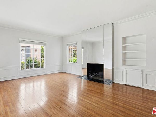 148 S Camden Drive, Unit A, Beverly Hills, CA 90212