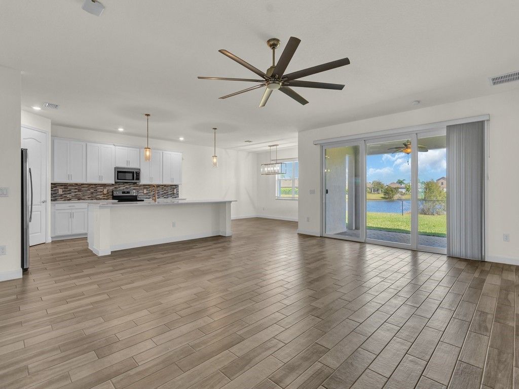 5982 Sequoia Circle, Vero Beach, FL 32967 Photo