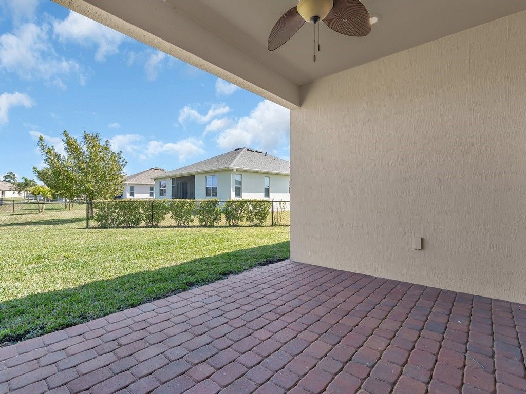 5982 Sequoia Circle, Vero Beach, FL 32967 Photo