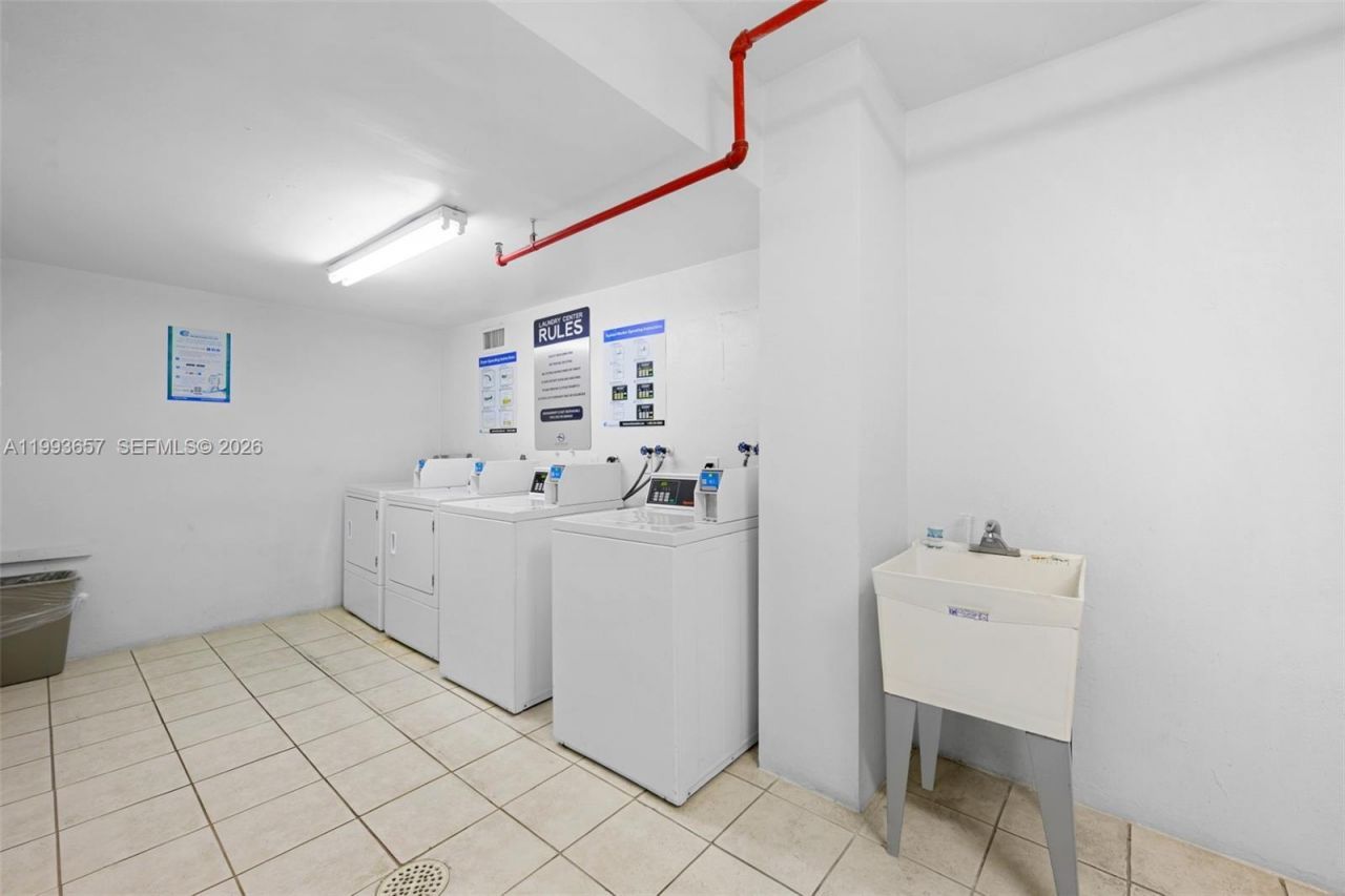 19370 Collins Ave , Unit 225, Sunny Isles Beach, FL 33160 Photo