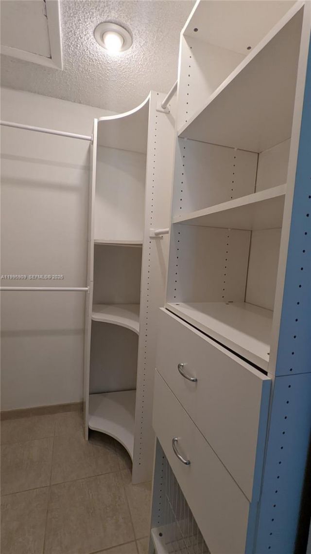 460 Lakeview Dr , Unit 4, Weston, FL 33326 Photo