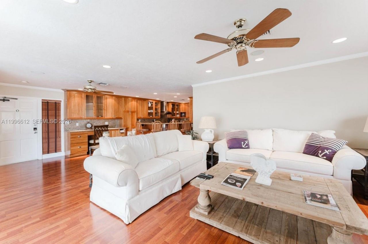 3090 NE 48th St , Unit 7, Fort Lauderdale, FL 33308 Photo